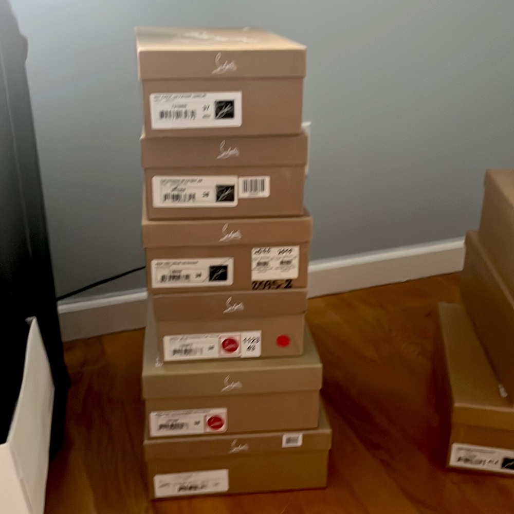 Brand name shoe boxes men/women